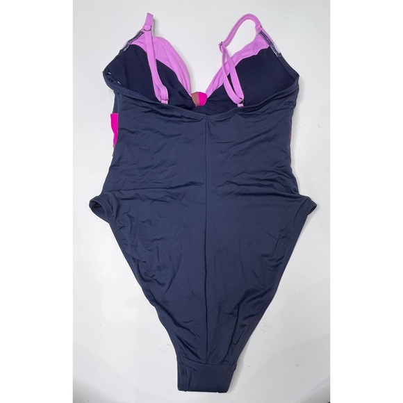 Robin Piccone Billie Twist Front One-Piece Swim Crew Size 10 - Picture 5 of 7